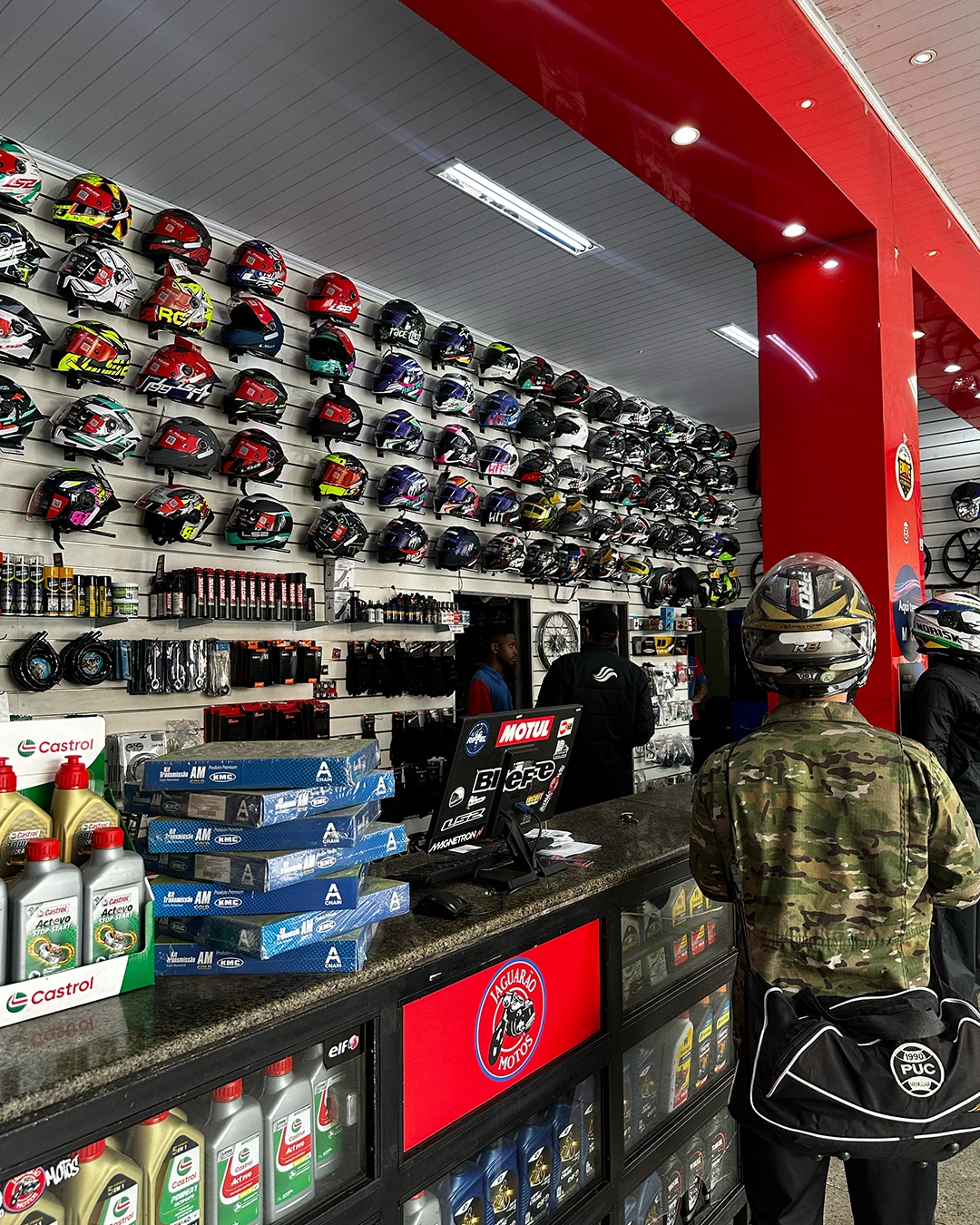 Interior da loja Jaguarão Motos